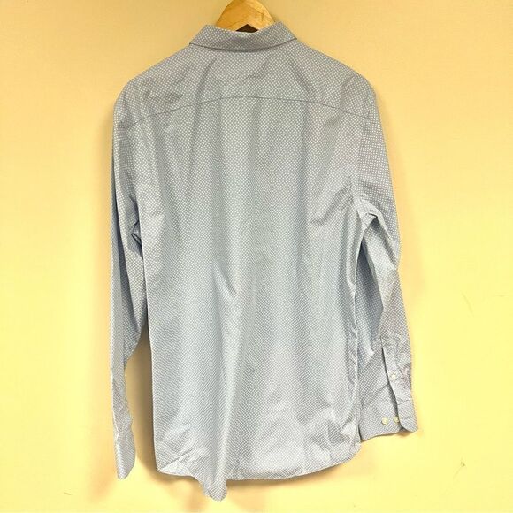 Banana Republic light blue patterned button down L - Picture 4 of 6